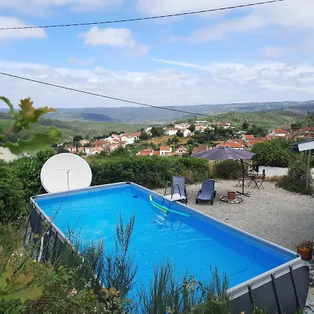 Holiday home Casa-estaro Anceriz